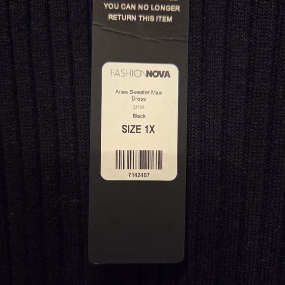 Fashion Nova Ribbed Long Sleeve Maxi Dress in Black - 1X - Picture 5 of 5